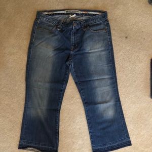 Gap low rise crop pant